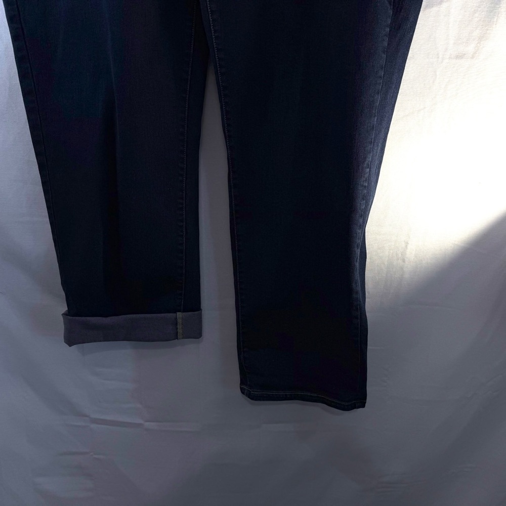 Coldwater Creek The Creek Mid Rise Size 18 Stretch Comfort Straight Jean. - Picture 2 of 9